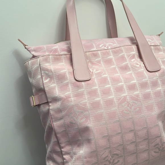 CHANEL Handbags - CHANEL Authentic 8207260 13”x12.5x4.5”PINK LG Bag Tote shoulder Travel line Bag